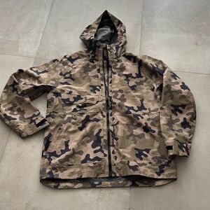 Burton multi shell camo men’s jacket